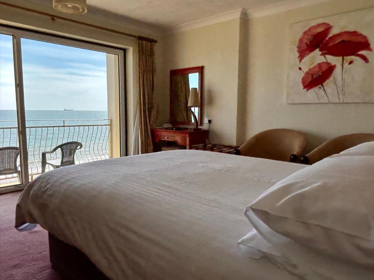 Regent Court - Seafront, Sandown - Free Car Ferry For Bookings Of 3 Or More Nights, Subject To Availability Sandown