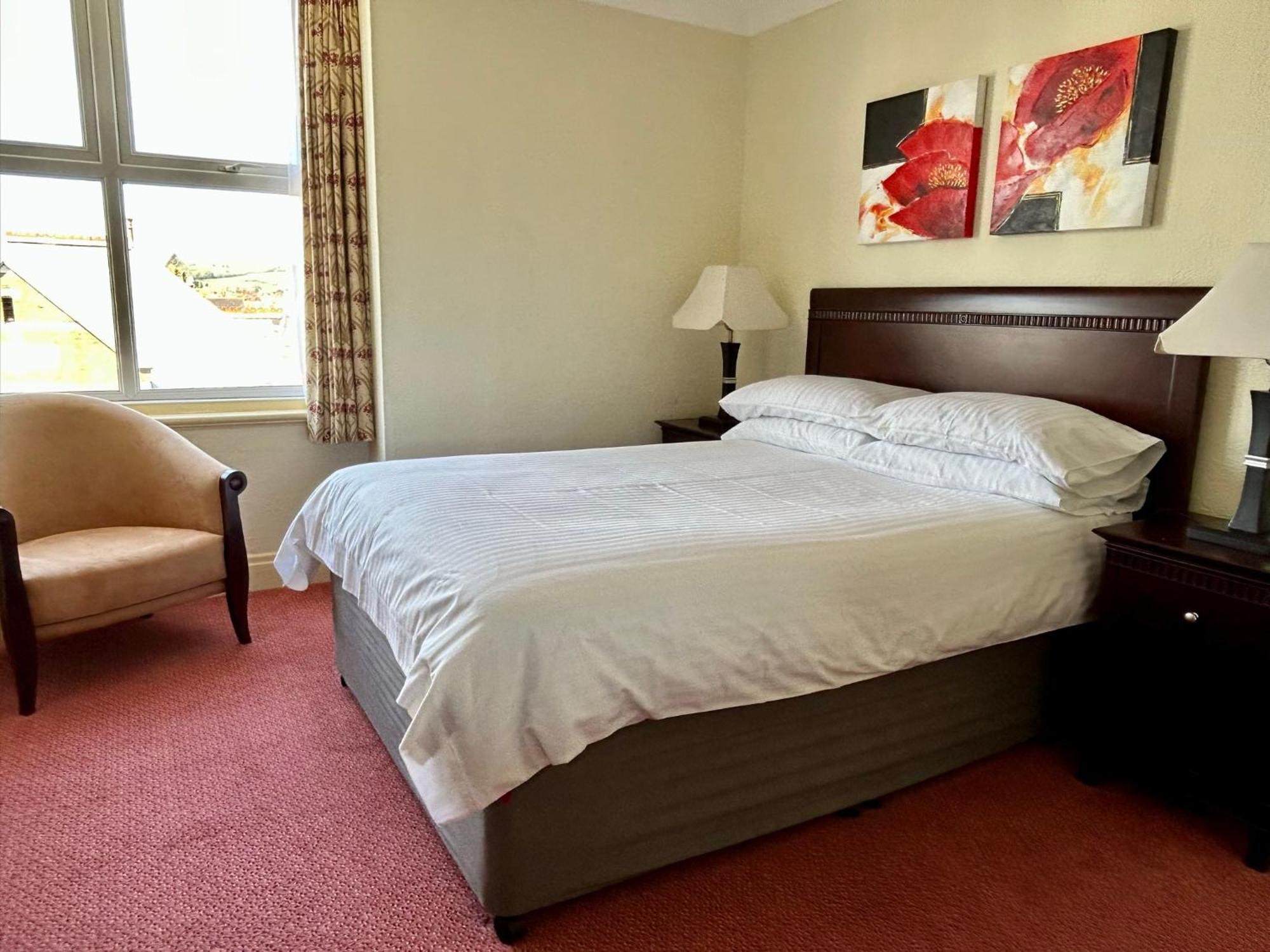 Hotel Regent Court - Seafront, Sandown - Free Car Ferry For Bookings Of 3 Or More Nights, Subject To Availability 2*